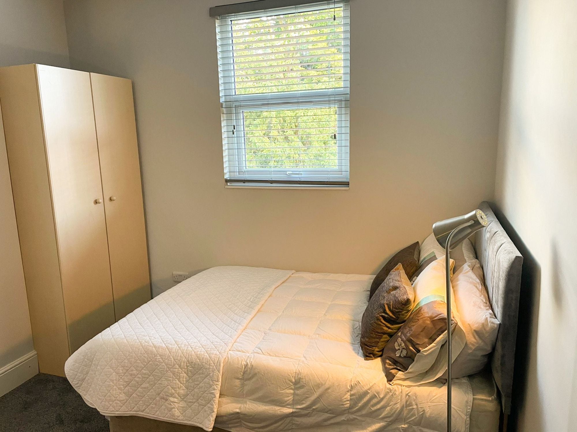 Room Highfield Road in Doncaster