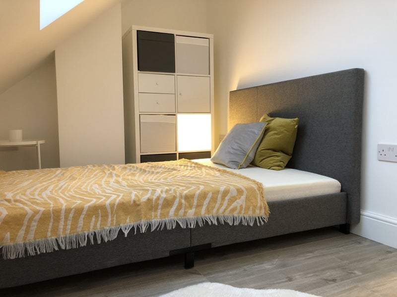 Room Templemead Close in Greater London