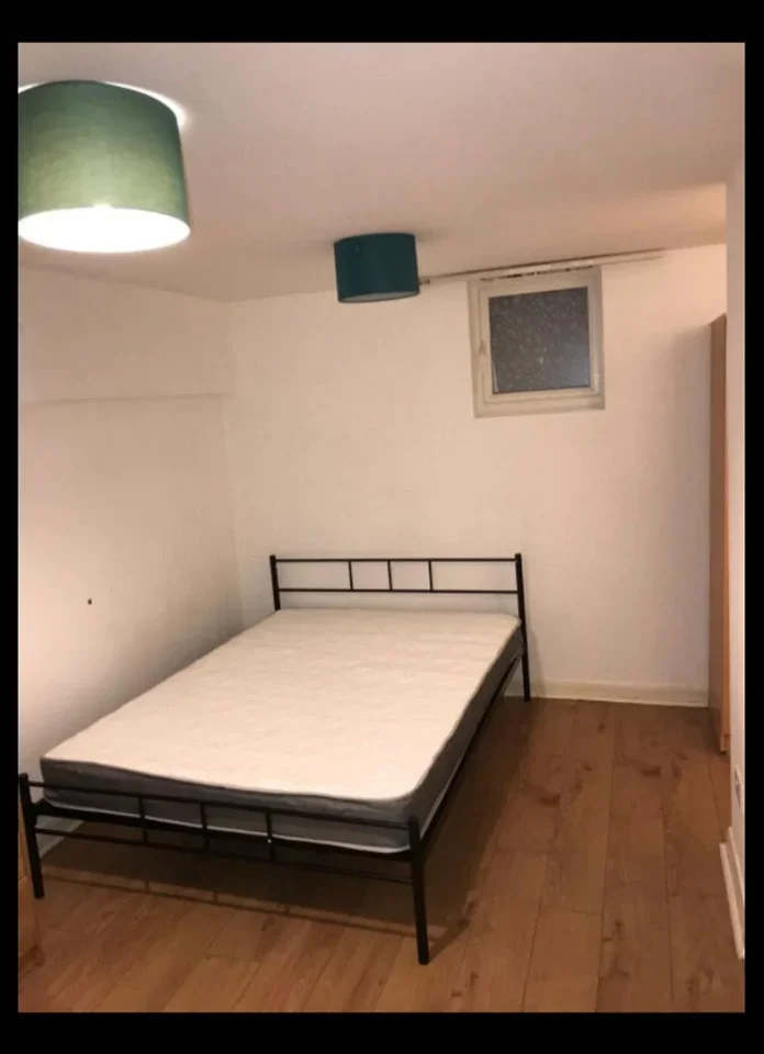 Room Victoria Road in Chichester