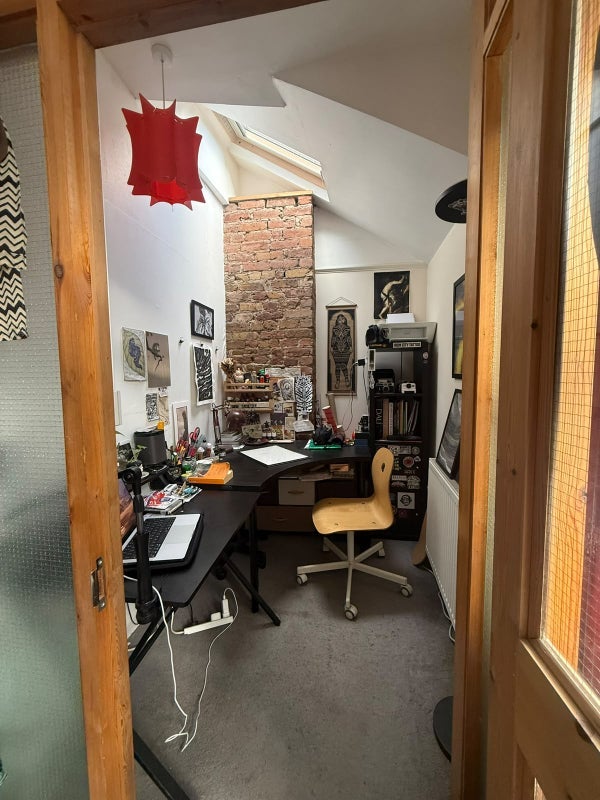 Room St Mark's Rise in Greater London