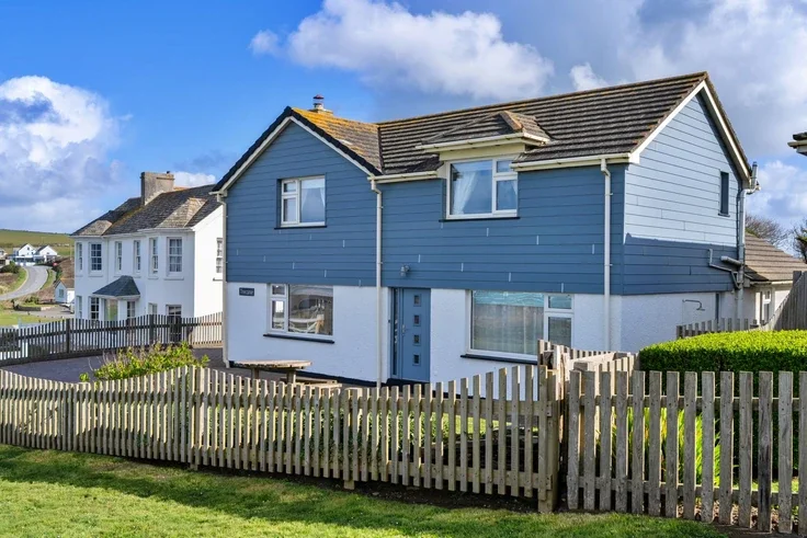 House Atlantic Close in Poundstock