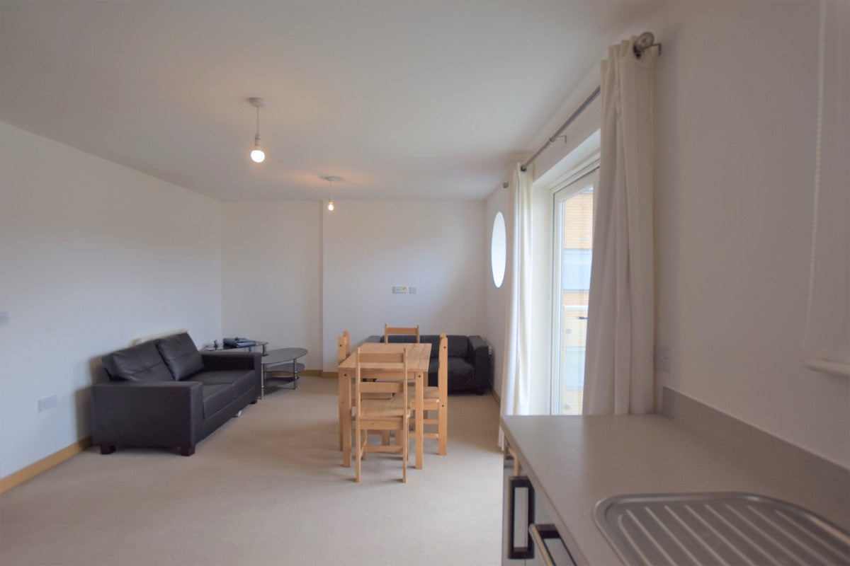 Flat Caelum Drive in Colchester