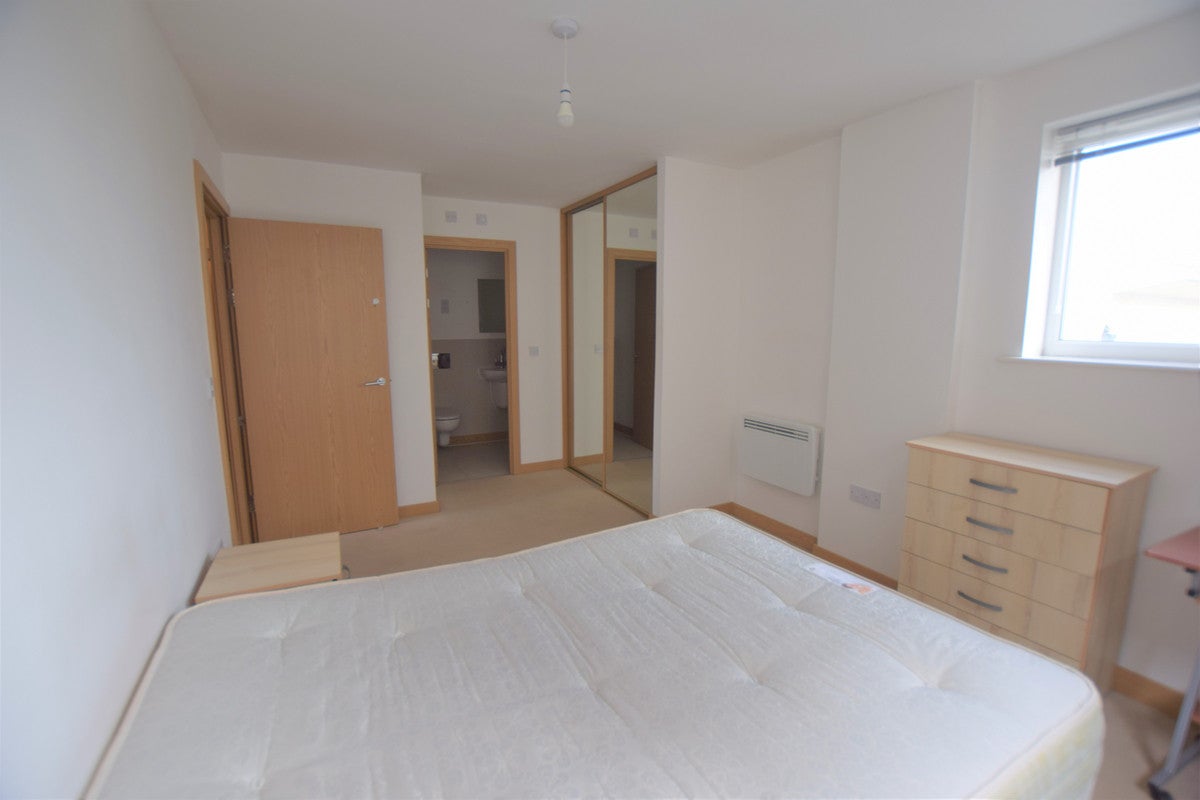 Flat Caelum Drive in Colchester