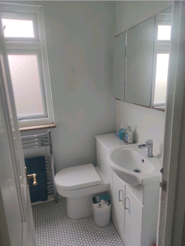 Room Falkland Road in Greater London