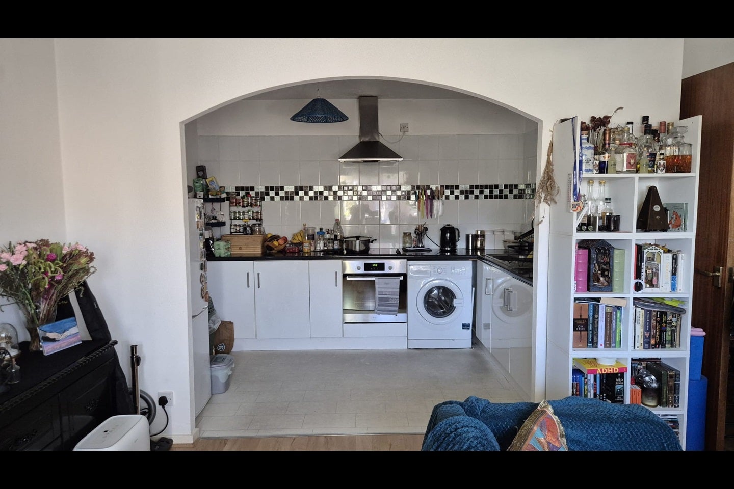Flat Lowdell Close in Greater London