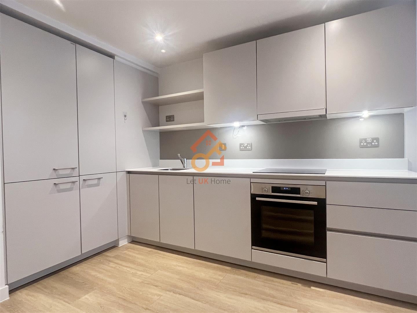 Flat Whitworth Street in Manchester