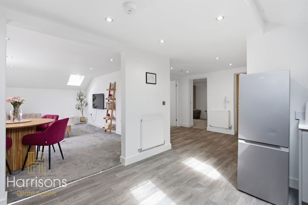 Flat Lostock Lane in Horwich