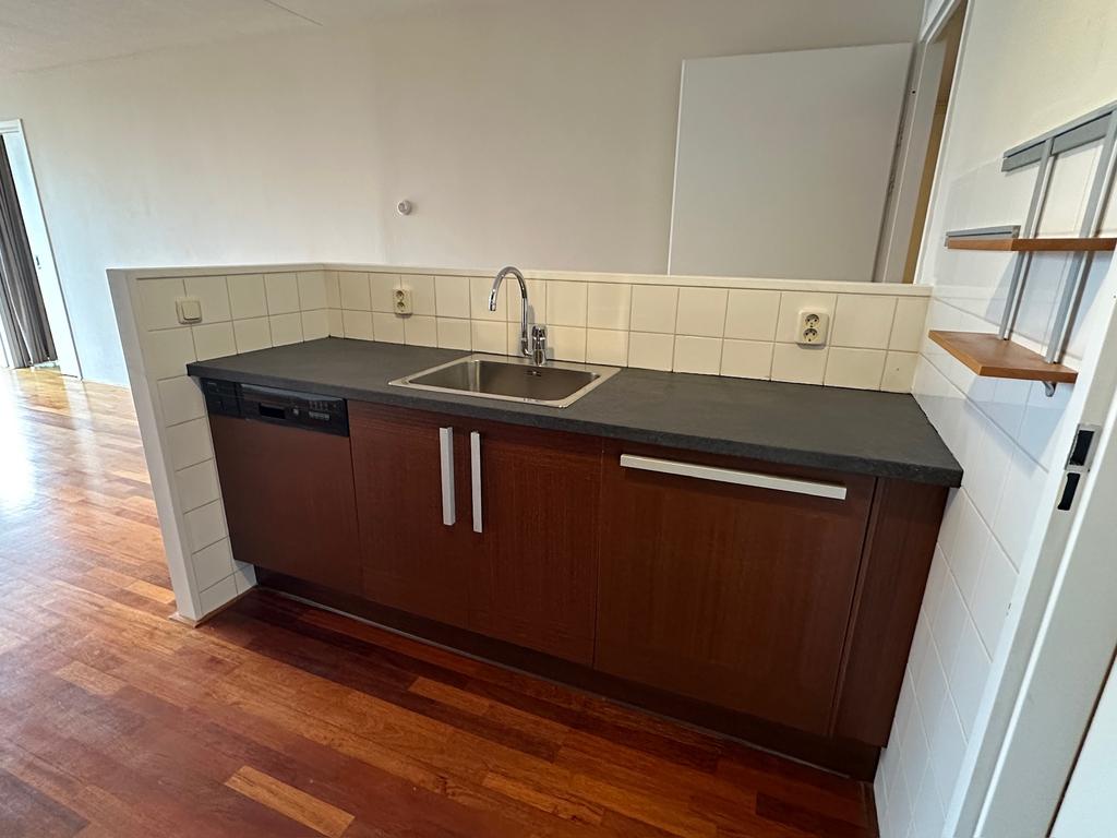 Woning te huur: Omval, Amsterdam