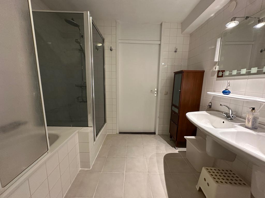 Appartement te huur: Omval, Amsterdam