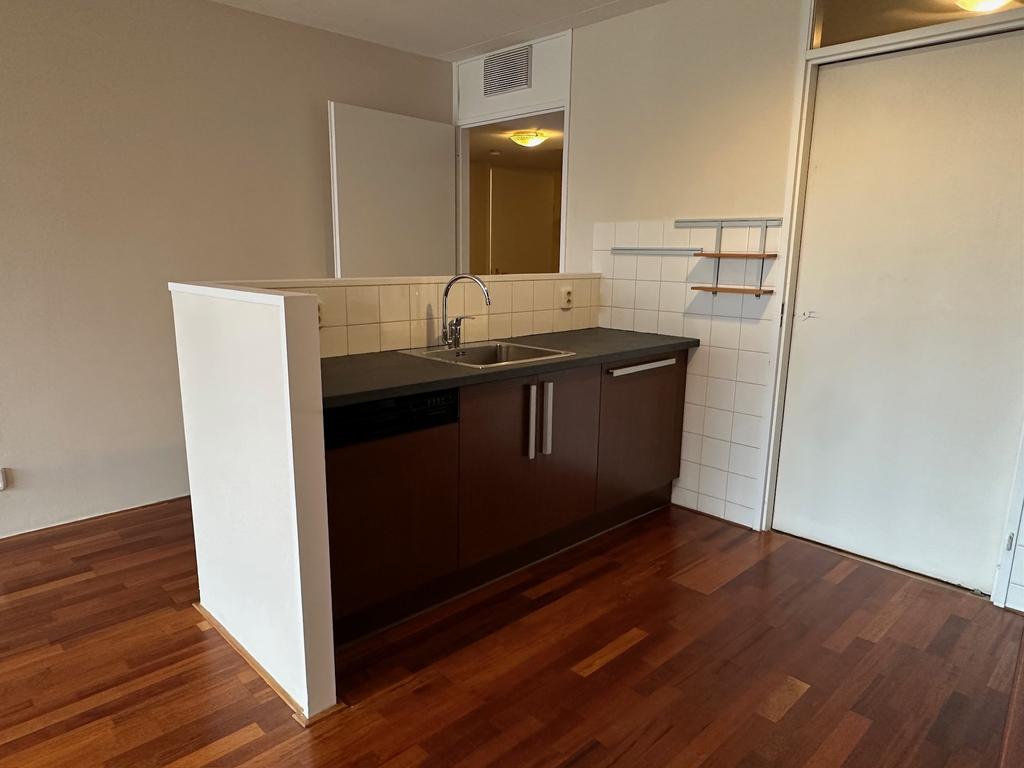 Woning te huur: Omval, Amsterdam
