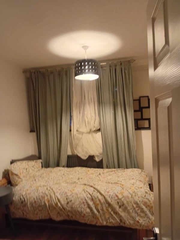 Room Haynes Close in Greater London