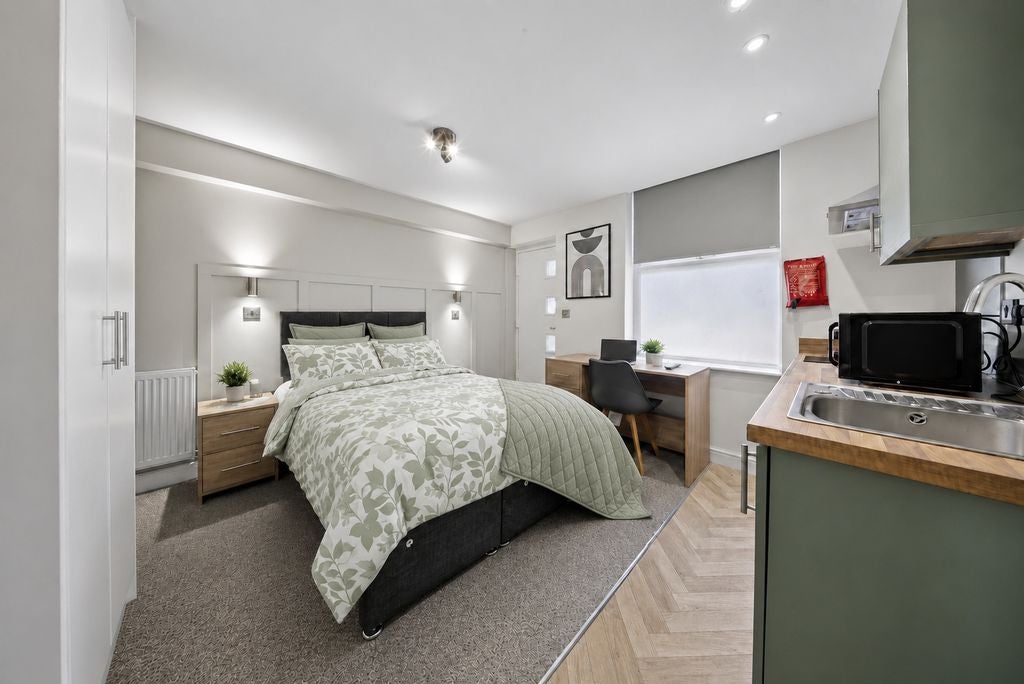 Room Hodgkinson Street in Gedling