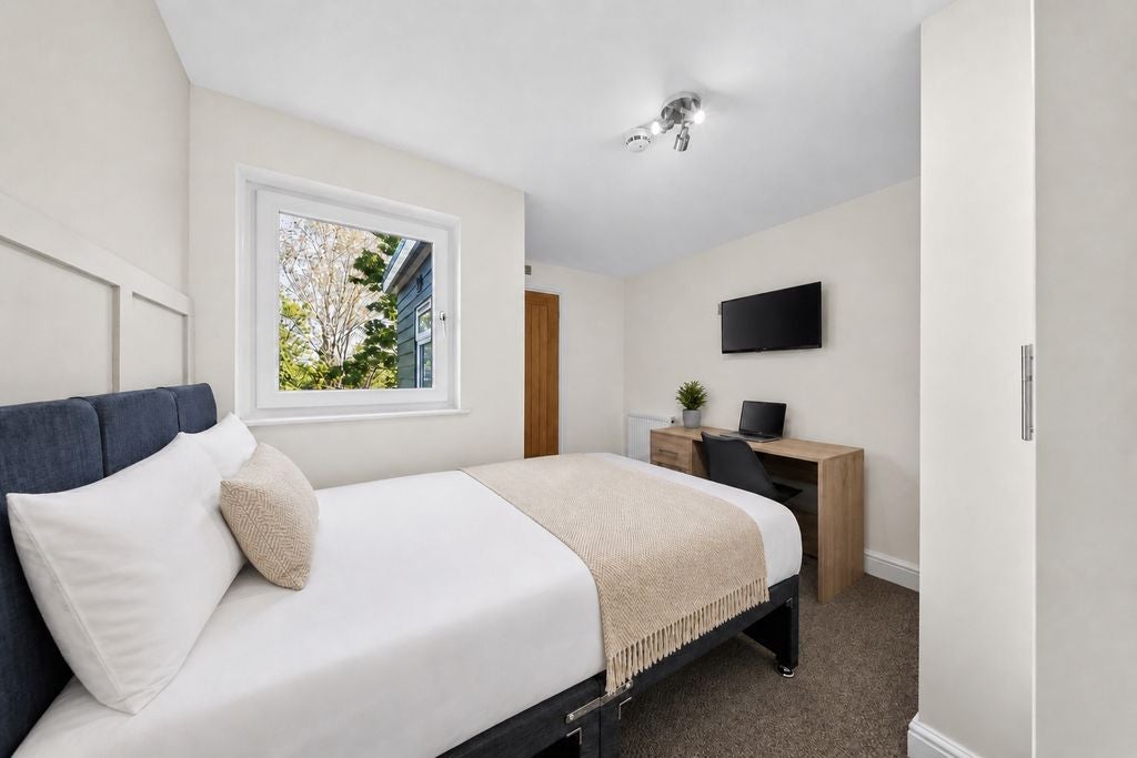Room Hodgkinson Street in Gedling