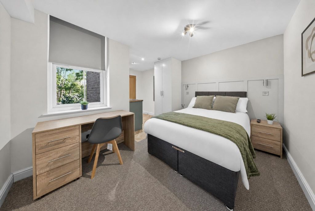 Room Hodgkinson Street in Gedling