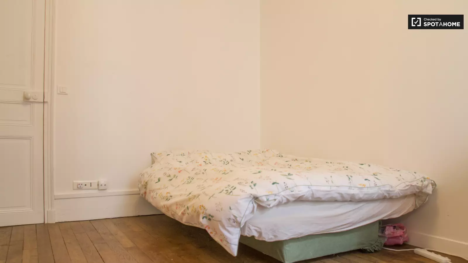 Flat Villa d'Alésia in Paris