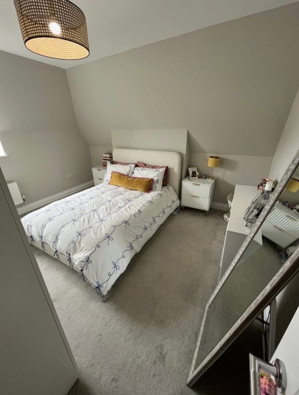 Room Putney High Street in Greater London