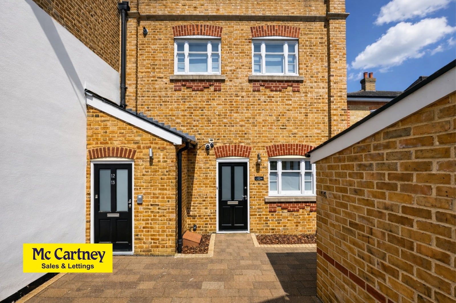 Flat Hillside Mews in Chelmsford