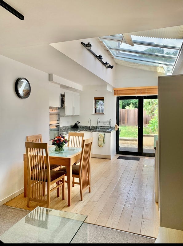 Flat Hartfield Crescent in Greater London