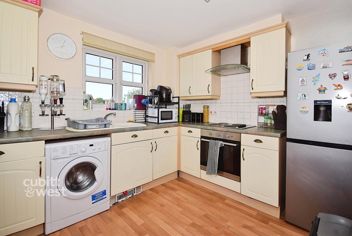Flat Southgate in Chichester