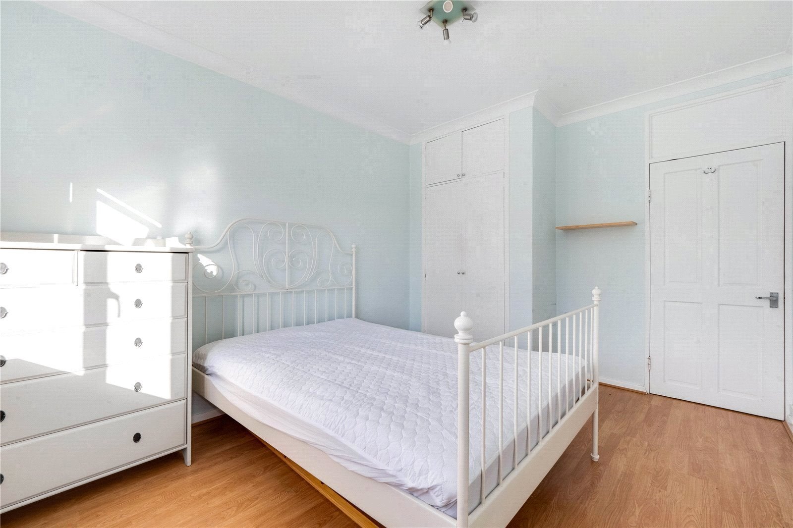 Flat Sulivan Court in Greater London