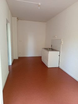 Appartement Place Robert Marcelpoil à Ambérieu-en-Bugey