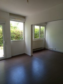 Appartement Place Robert Marcelpoil à Ambérieu-en-Bugey
