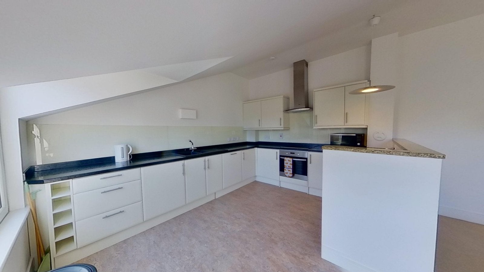 Flat Sovereign Court in City of Edinburgh