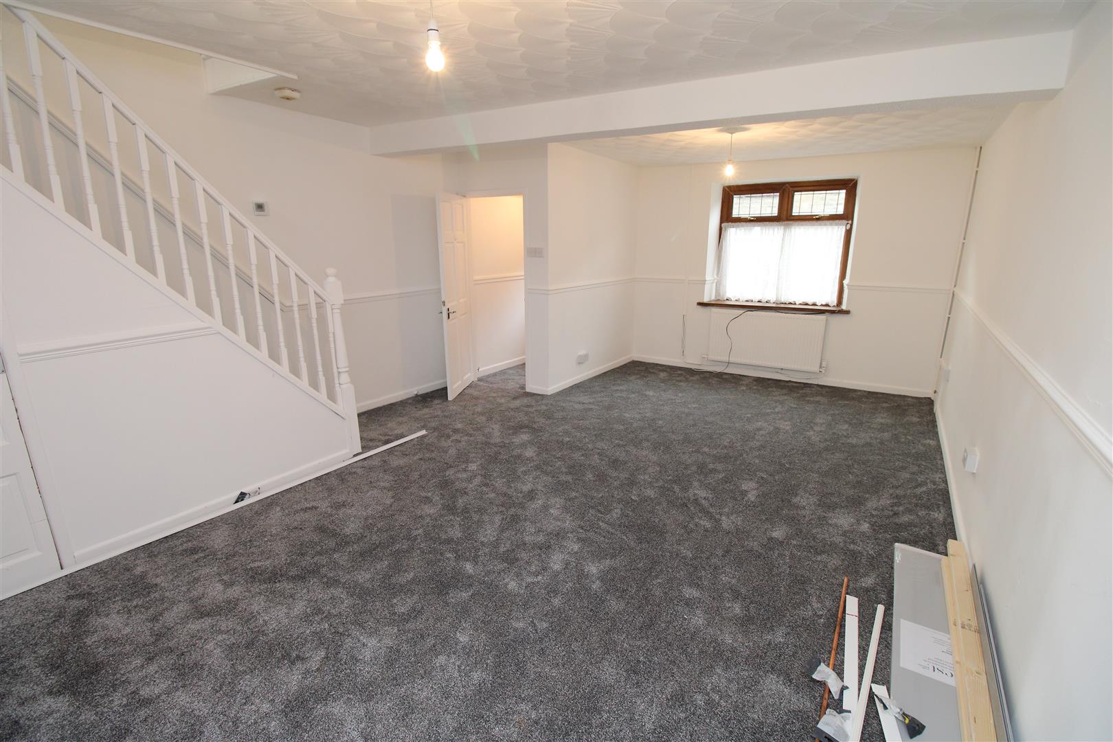 Flat Tynybedw Street in Treorchy