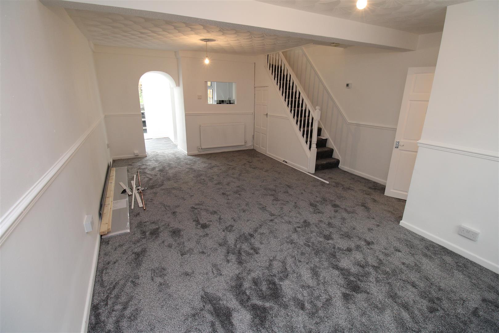 Flat Tynybedw Street in Treorchy