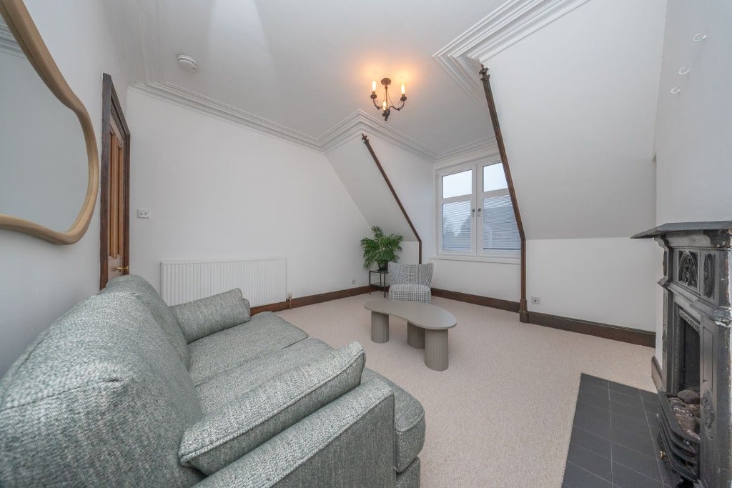 Flat Balmoral Place in Aberdeen City