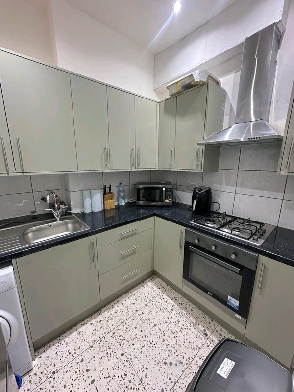 Room Walworth Road in Greater London