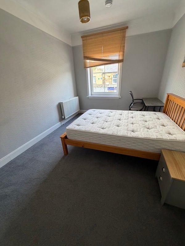 Room Glebe Road in City of Edinburgh