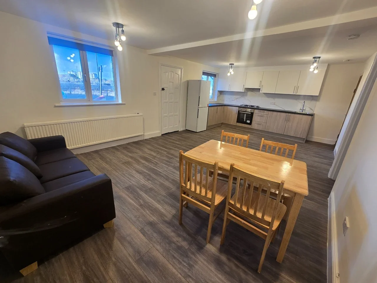 Flat Meadow Close in Greater London