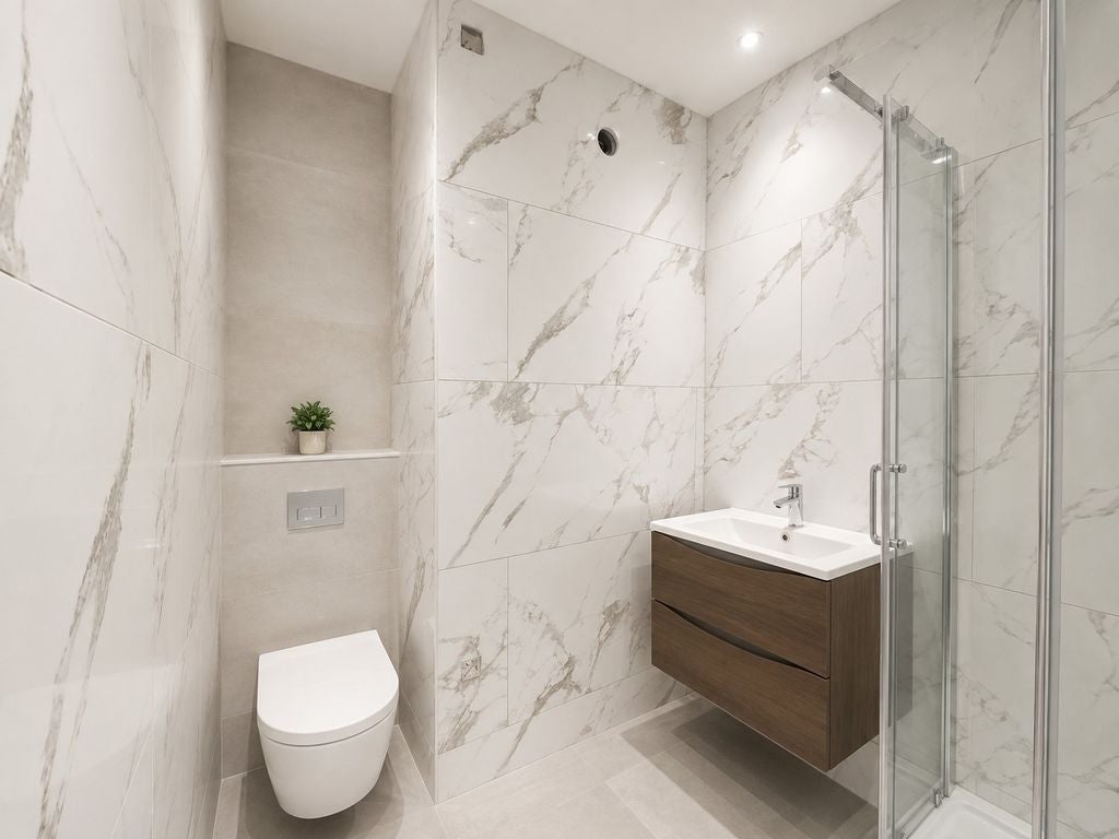 Flat Gloucester Terrace in City of Westminster