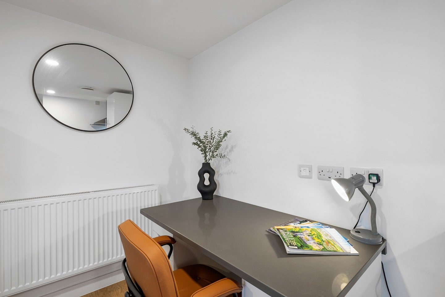 Room Belgrave Road in Plymouth