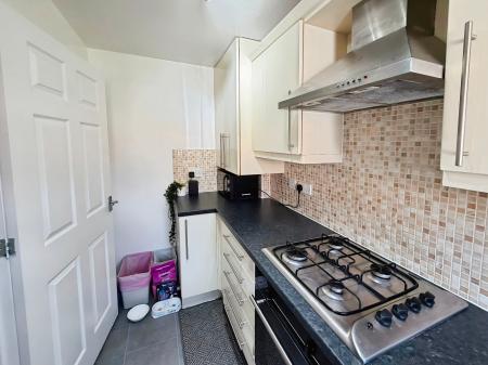 House Woodcote Close in Peterborough
