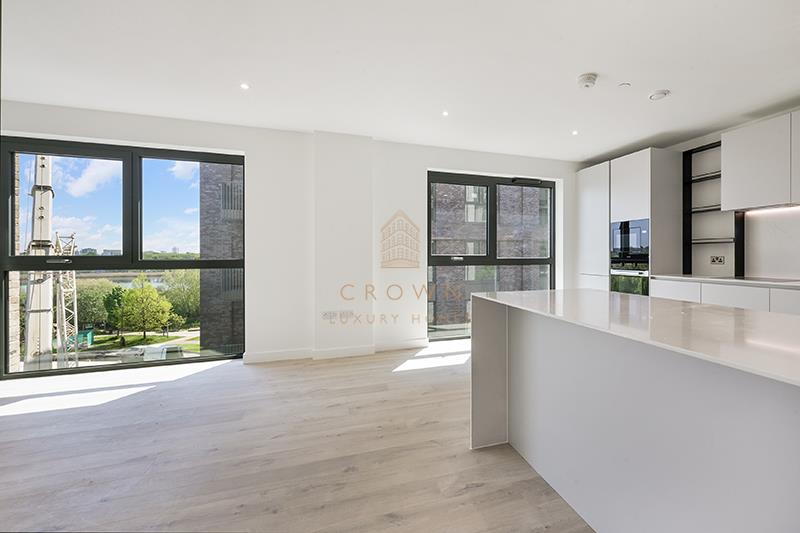 Flat Woodberry Down in Greater London