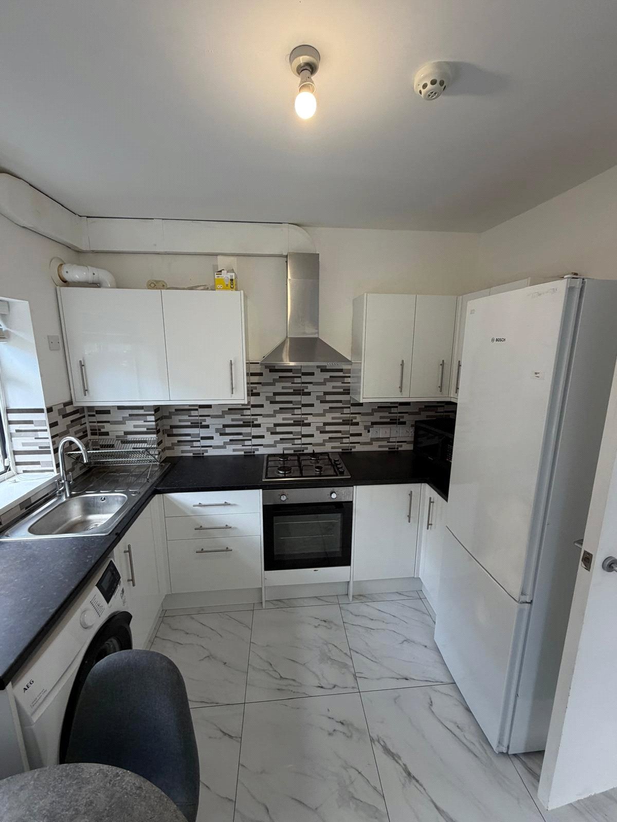 House Willesden Lane in Greater London
