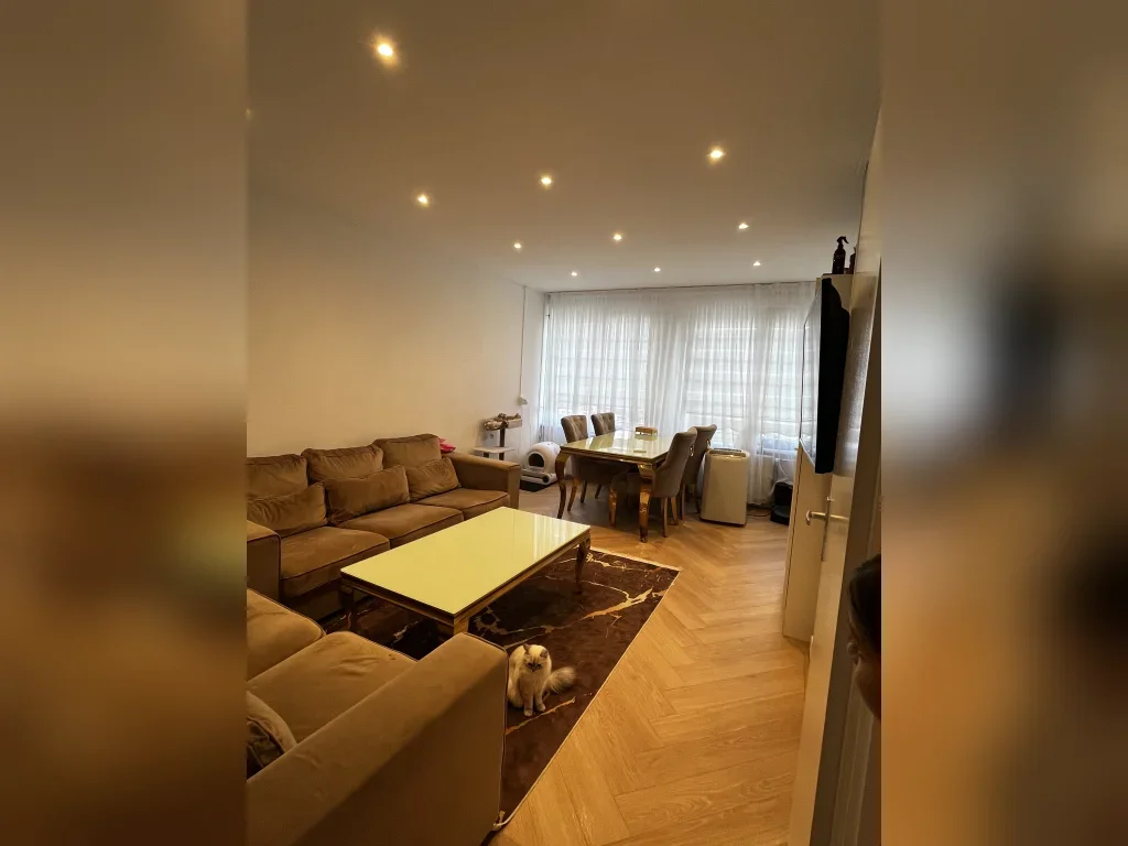Appartement James Cookstraat in Amsterdam
