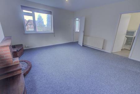 Flat Barratt Close in Leicester