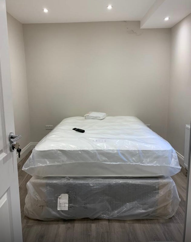 Room Wadham Road in Greater London