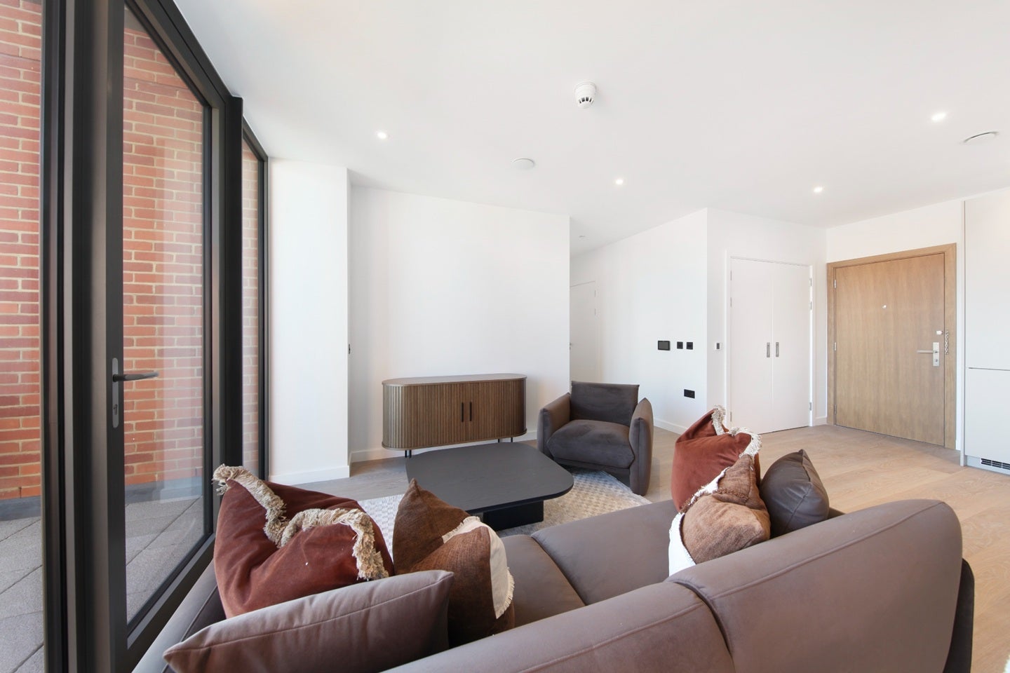 Flat Linver Road in Greater London