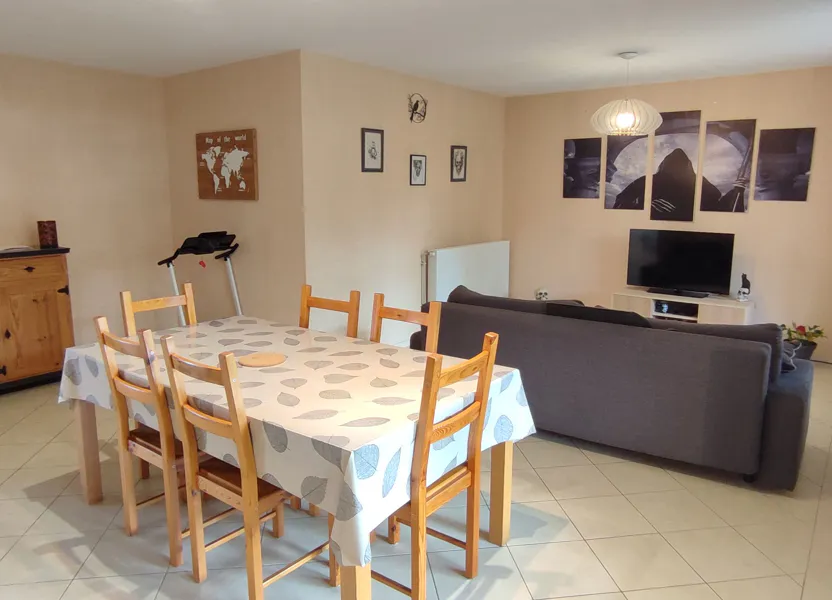 Maison Avenue des Frênes à Odos