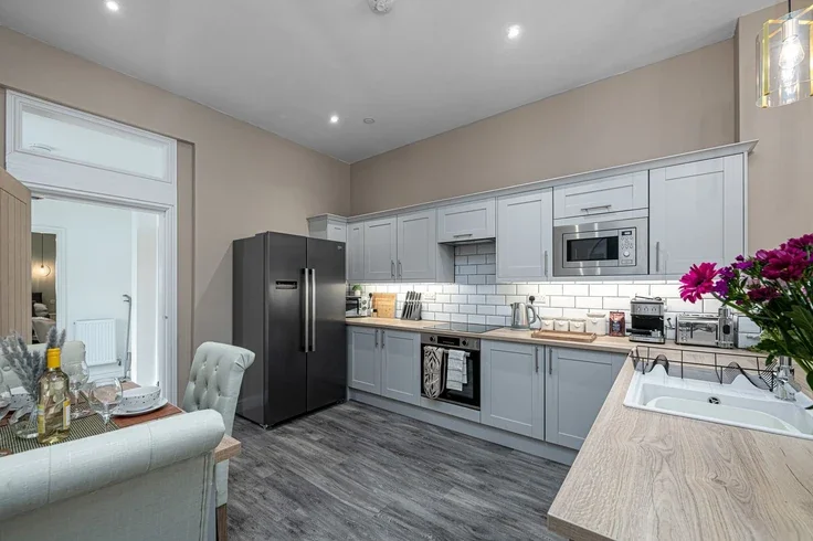 Flat Cardiff Road in Pwllheli