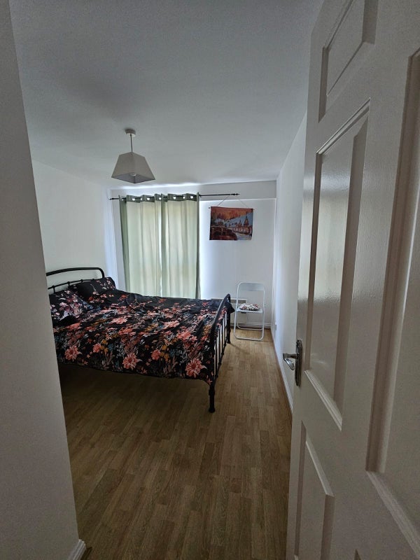 Room Wallace Street in Glasgow