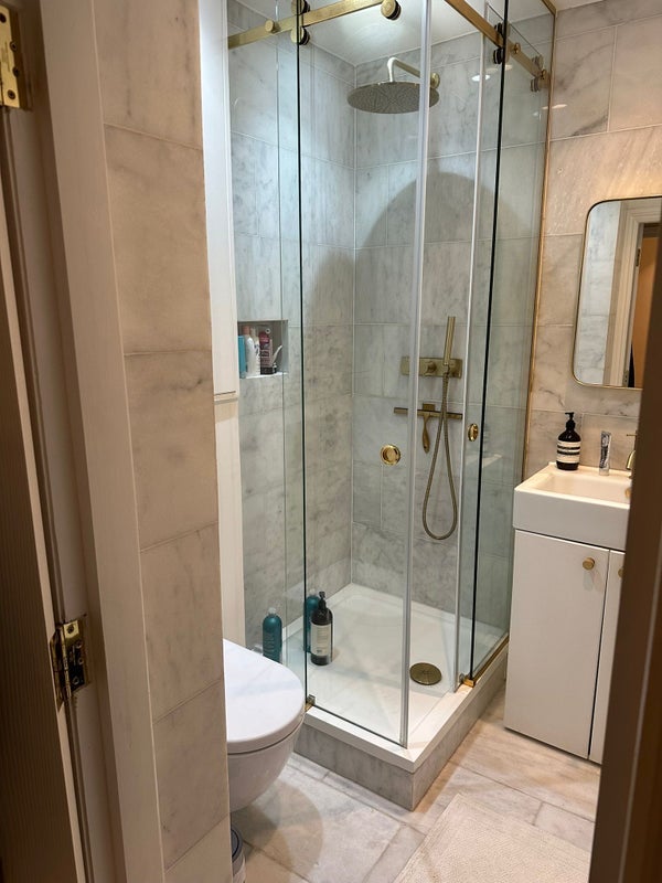 Flat Gunter Grove in Greater London