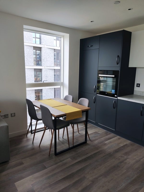 Room Addiscombe Road in Greater London