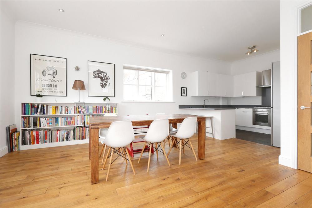 Flat St John's Wood Park in Greater London