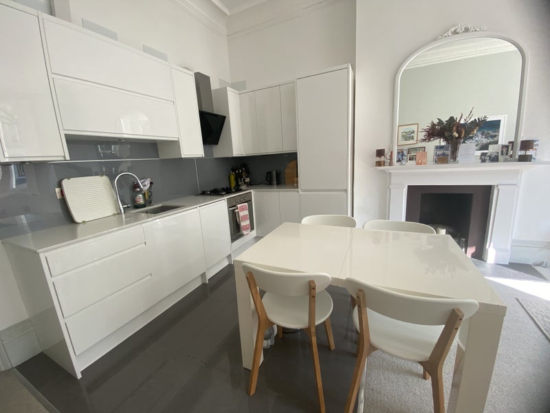Room Sinclair Road in Greater London