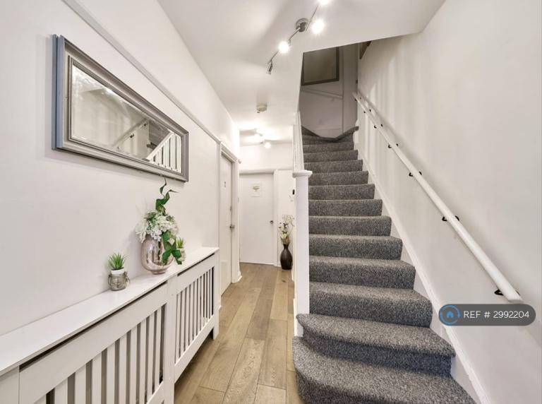 Room Upper Selsdon Road in Greater London